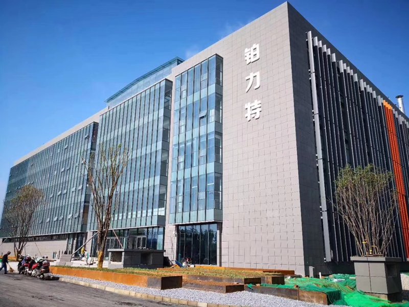 企业数字化转型：从传统迈向智能未来